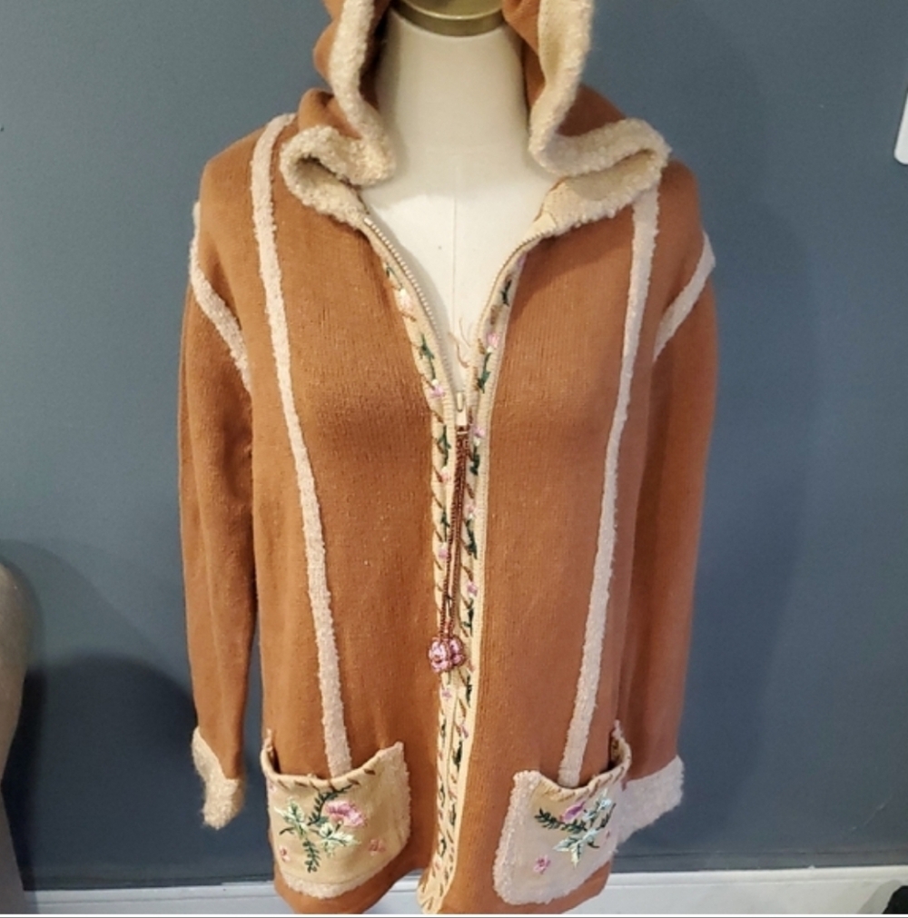 Vtg Storybook Knits Tan Teddy Jacket sweater with zipper and hoody. - Picture 5 of 17